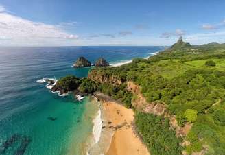Baía do Sancho, em Fernando de Noronha