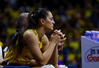 Júlia Kudiess sofre nova lesão e deve ficar sem jogar por oito meses.