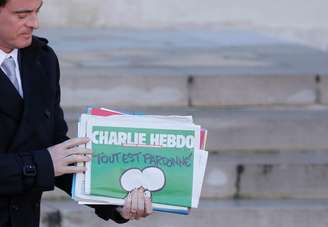 <p>Equipe do Charlie Hebdo ficará um período fora da redação</p>