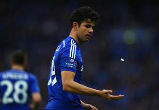 <p>Diego Costa foi provocado com moeda, mas n&atilde;o se importou</p>