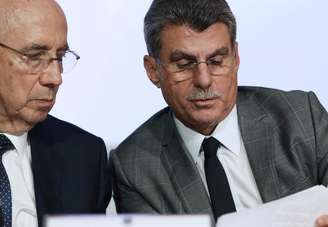 Ministro da Fazenda, Henrique Meirelles, e senador Romero Jucá em Brasília
20/05/2016 REUTERS/Adriano Machado 