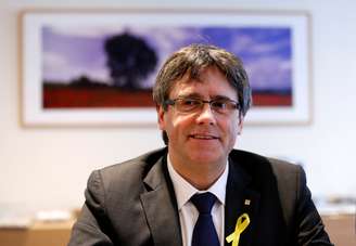 Líder deposto da Catalunha, Carles Puigdemont, durante reunião do partido Juntos pela Catalunha, em Bruxelas 12/01/2018 REUTERS/Francois Lenoir