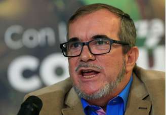 Líder das Farc, Rodrigo Londoño, concede entrevista em Bogotá, na Colômbia 28/02/2018 REUTERS/Jaime Saldarriaga