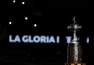 A Libertadores começa hoje suas semifinais históricas que reúnem, pela primeira vez, dois confrontos entre brasileiros e argentinos