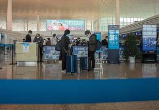 Aeroporto de Wuhan recebeu primeiro voo internacional desde 23 de janeiro