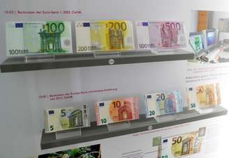 Notas de euro são exibidas no Museu do Dinheiro do Banco Central Austríaco em Viena, Áustria
14/11/2017
REUTERS/Heinz-Peter Bader