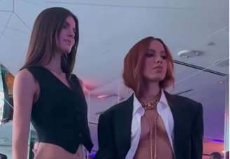 Camila Queiroz e Anitta 