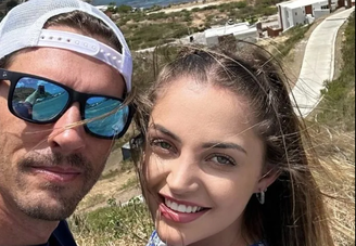 Ana Paula Pridonik ao lado do fazendeiro Garon Maia