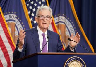 Chair do Fed, Jerome Powell afirmou que o BC americano está bem posicionado para esperar por maior clareza antes de considerar quaisquer ajustes na postura política.