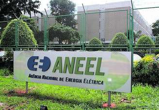 Direção da Aneel, indicada pelo governo anterior, está em embate com o Ministério de Minas e Energia