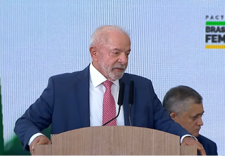 O presidente Lula durante cerimônia dos 100 dias do Pacto Nacional contra o feminicídio