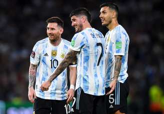 Lionel Messi, Leandro Paredes e Rodrigo de Paul