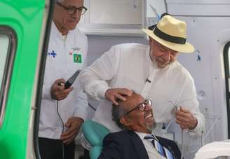 O presidente Lula em visita ao Hospital do Andaraí, com a presença de Tedros Adhanom Ghebreyesus, diretor-geral da Organização Mundial da Saúde (OMS)