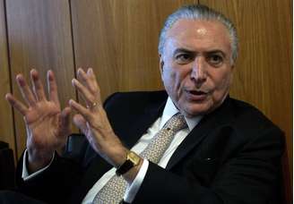 Presidente Michel Temer durante entrevista à agência EFE