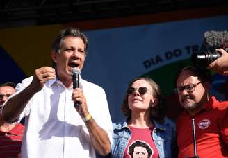 O ex Prefeito Fernando Haddad durante comemoração do dia do Trabalhador na cidade de São Paulo.