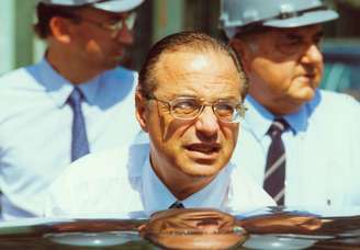 Paulo Maluf, então prefeito de São Paulo, em imagem de 1993 na capital paulista