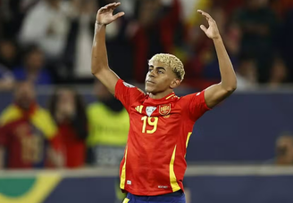 Lamine Yamal foi comparado a Pelé