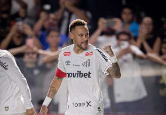 Neymar vira desfalque no Santos; veja quando deve voltar — 