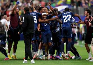 Cabo Verde conseguiu classificação histórica nesta sexta-feira (26) ao empatar com a Arábia Saudita –