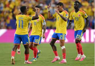 Colômbia comemora o gol sobre a Gana — 