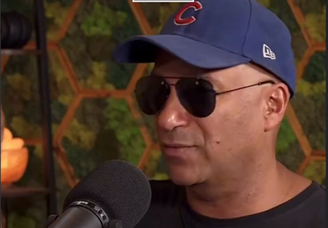 Tom Morello revela quem foi a primeira pessoa a ouvir Rage Against The Machine