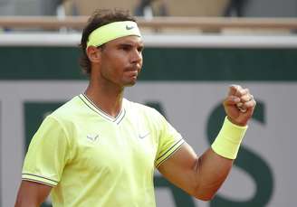 Tenista espanhol Rafael Nadal comemora vitória sobre japonês Kei Nishikori em Roland Garros
04/06/2019 REUTERS/Charles Platiau 