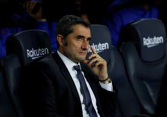 Técnico do Barcelona, Ernesto Valverde, durante partida contra o Sevilla
06/10/2019 REUTERS/Albert Gea 