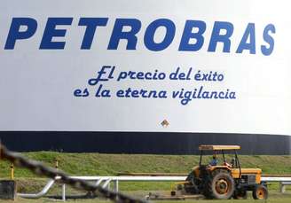 Instalações da Petrobras em Santa Cruz, Bolívia 
10/05/2007
REUTERS/Carlos Hugo Vaca
