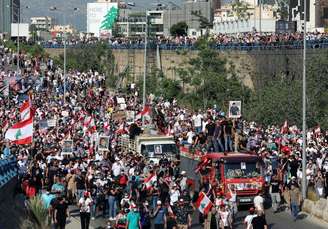 Líbano marca aniversário de um ano da explosão do porto de Beirute
04/08/2021 REUTERS/Mohamed Azakir