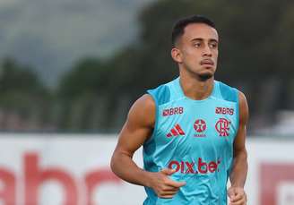 Matheus Gonçalves estava com pouco espaço no Flamengo –