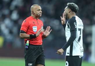 Palmeiras se revoltou com arbitragem de Wilton Pereira Sampaio no dérbi