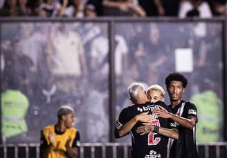 Desempenho do Vasco como mandante segue como um dos pontos positivos da temporada –