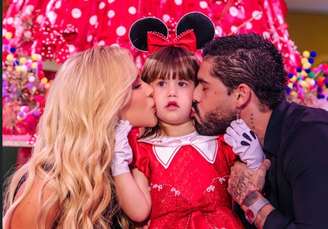 Virgínia, Zé Felipe e Maria Alice 