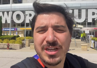 Luis Felipe Freitas é a principal voz da CazéTV na Copa