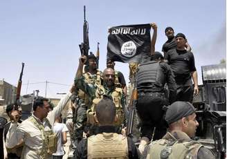 <p>"Grupos armados terroristas ingressaram no sítio de Al Muthanna", no noroeste de Bagdá, informou o governo iraquiano</p>