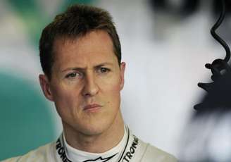 <p>Schumacher se recupera em casa após grave lesão na cabeça</p>