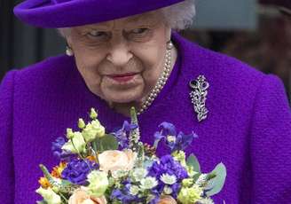 Rainha Elizabeth II tem 95 anos e foi orientada a descansar