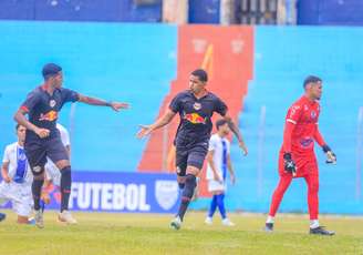 Athyrson, jogador do time sub-20 do Red Bull Bragantino. 