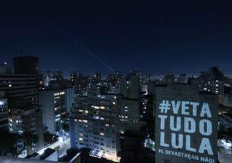 Projeção no centro de São Paulo faz parte de mobilização contra PL do Licenciamento