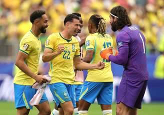 Gabriel Martinelli marcou o gol da classificação no fim dos acréscimos