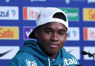 Endrick pode deixar o Real Madrid em breve e ser emprestado novamente.