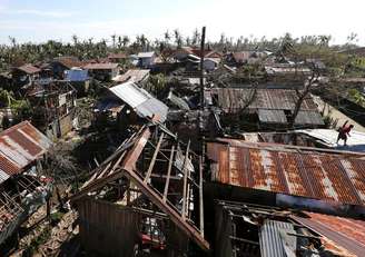 Casas destruídas por tufão Hagupit nas Filipinas. 08/12/2014