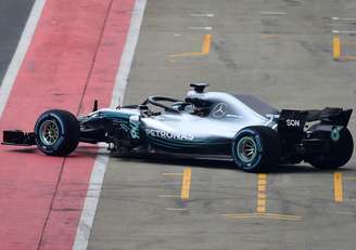 Mercedes revela a data de lançamento do W10