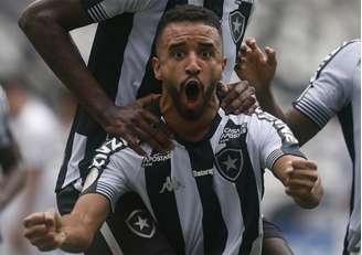 Caio Alexandre parece estar de saída do Botafogo (Foto: Vítor Silva/Botafogo)