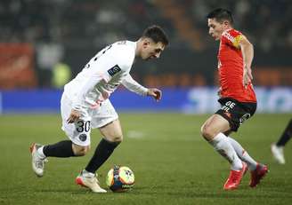 PSG e Lorient empatam em 1 a 1 em partida realizada nesta quarta-feira, 22