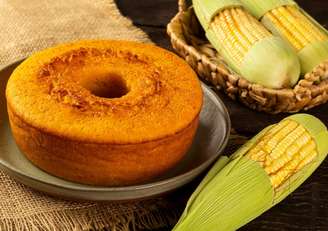 Imagem mostra bolo de bagaço de milho.