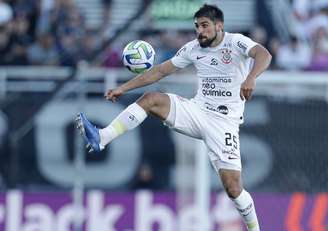 Bruno Méndez em ação pelo Corinthians neste Brasileirão –