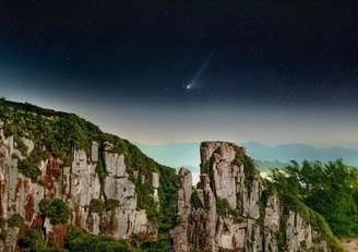 Astrofotógrafo fez registro do "Cometa do Diabo" rasgando o céu do Rio Grande do Sul