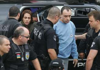 Alexandre Nardoni e Anna Carolina Jatobá chegam para depor sobre a morte da menina Isabella Nardoni no 9º Distrito Policial, na zona norte de São Paulo