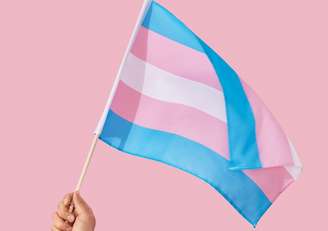 Cirurgias plásticas e afirmação de gênero: como os procedimentos impactam a qualidade de vida de pessoas trans